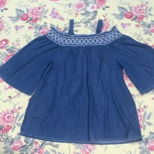 Takara Girls Jean off the shoulder shirt size XL
